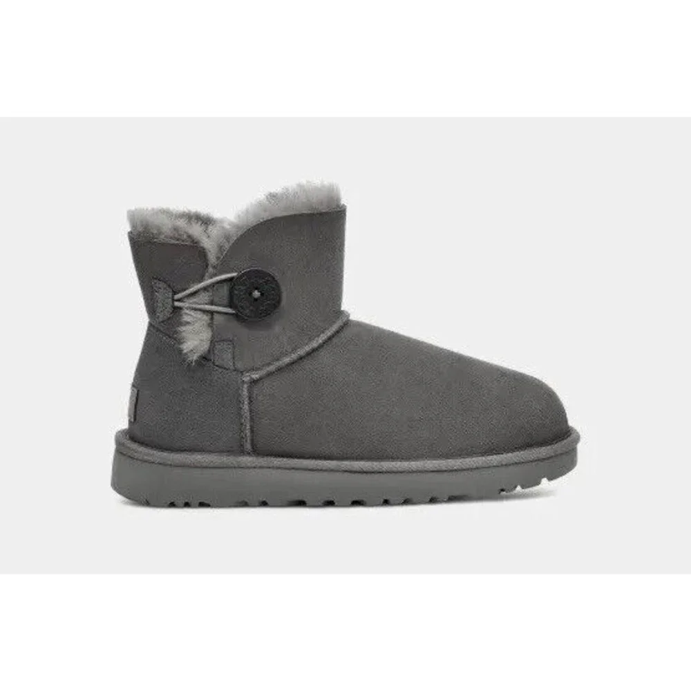Ugg Mini Short Bailey Button II Flat Boot Gray Wool Fur Suede Leather 9 - Picture 1 of 10